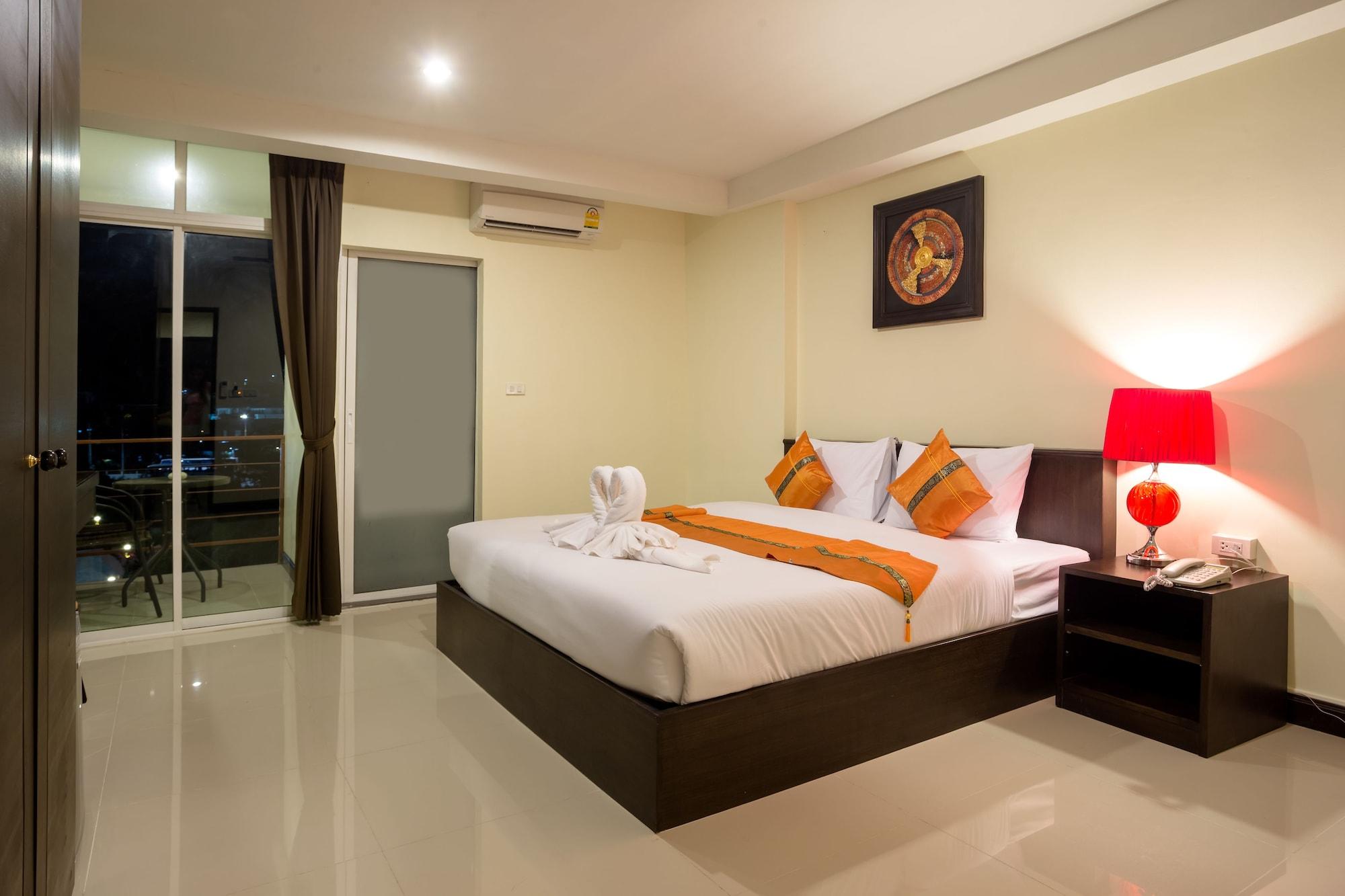 The Elegant Patong Hotel Exterior photo