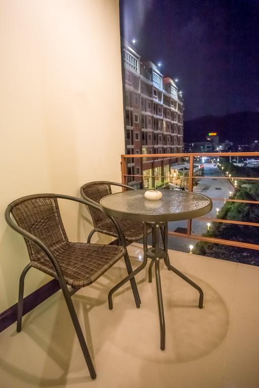The Elegant Patong Hotel Room photo
